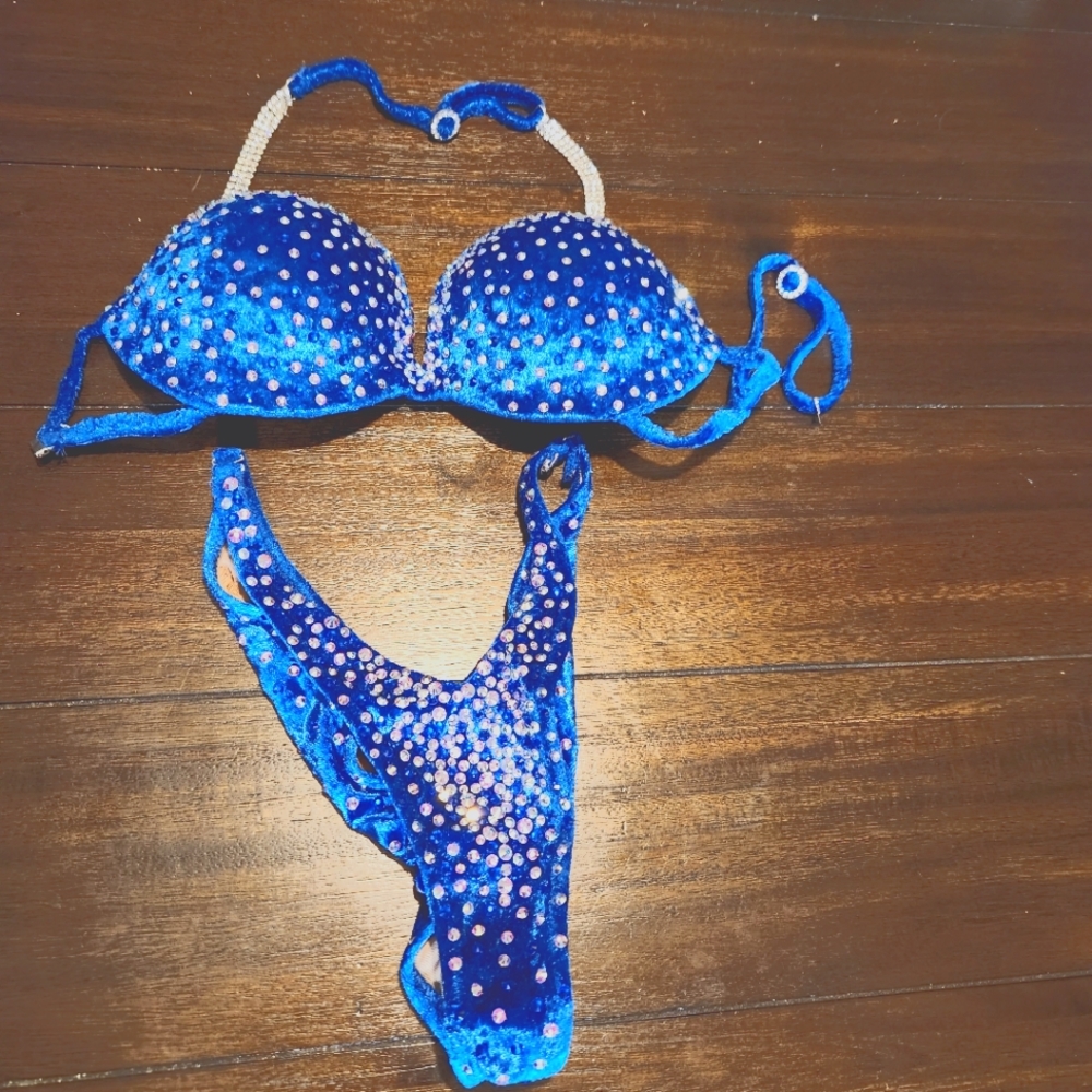 Competition bikini